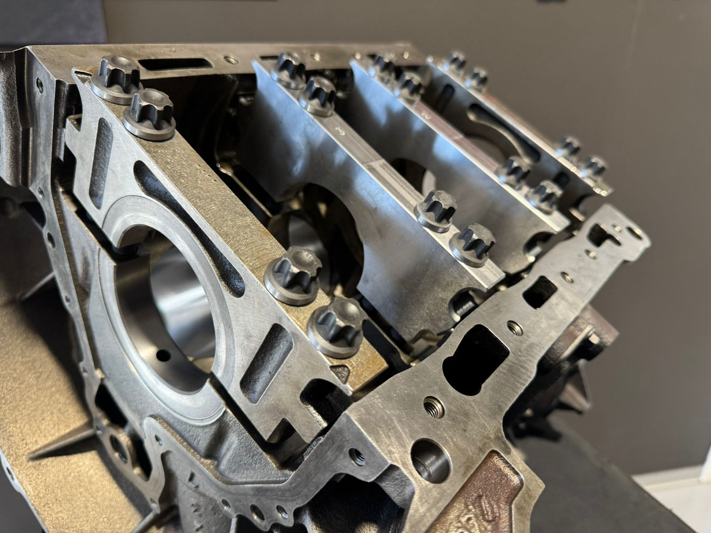 Monoblocco Range Rover 276DT 306DT UHZ - Barenatura cappellotti rinforzati forgiati