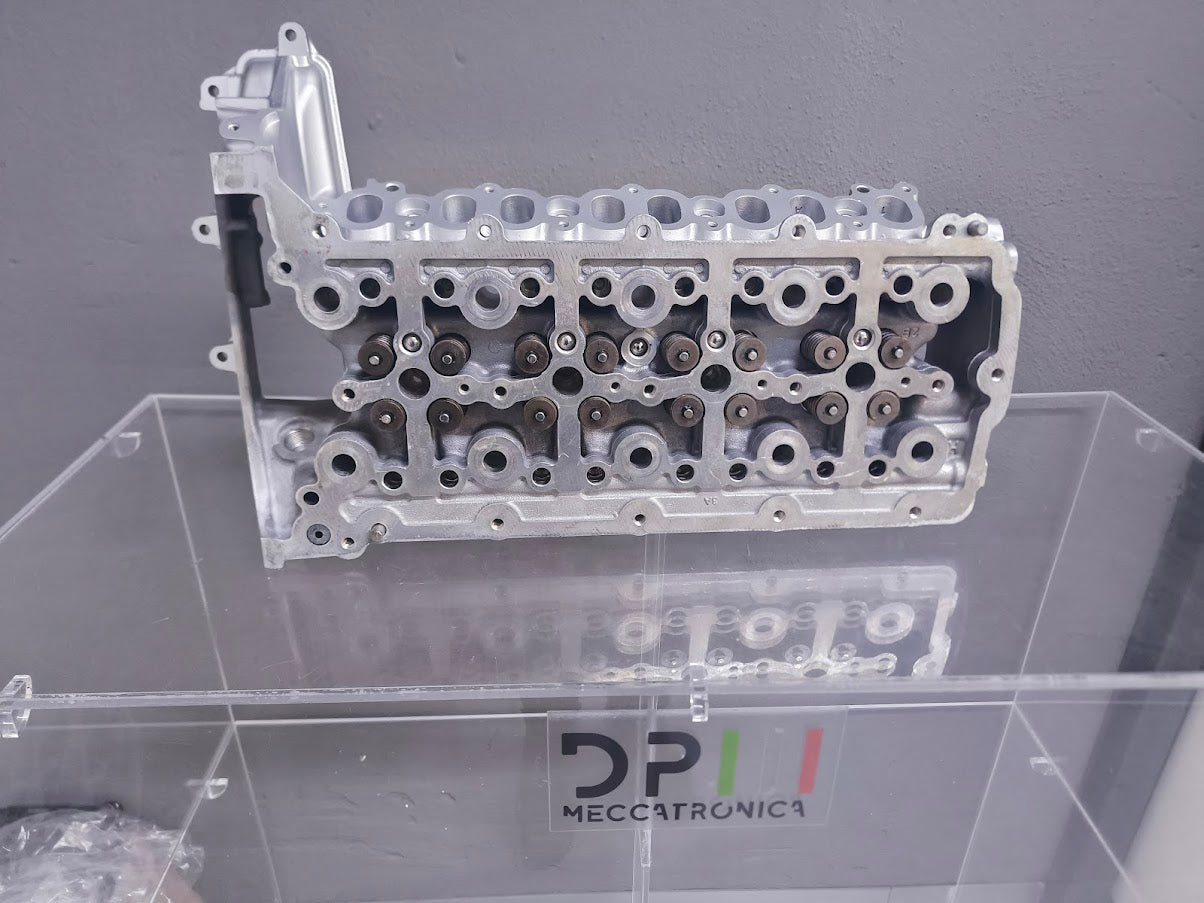 Testata disponibile revisionata rinforzata montata completa per 204DTD Jaguar Land Rover