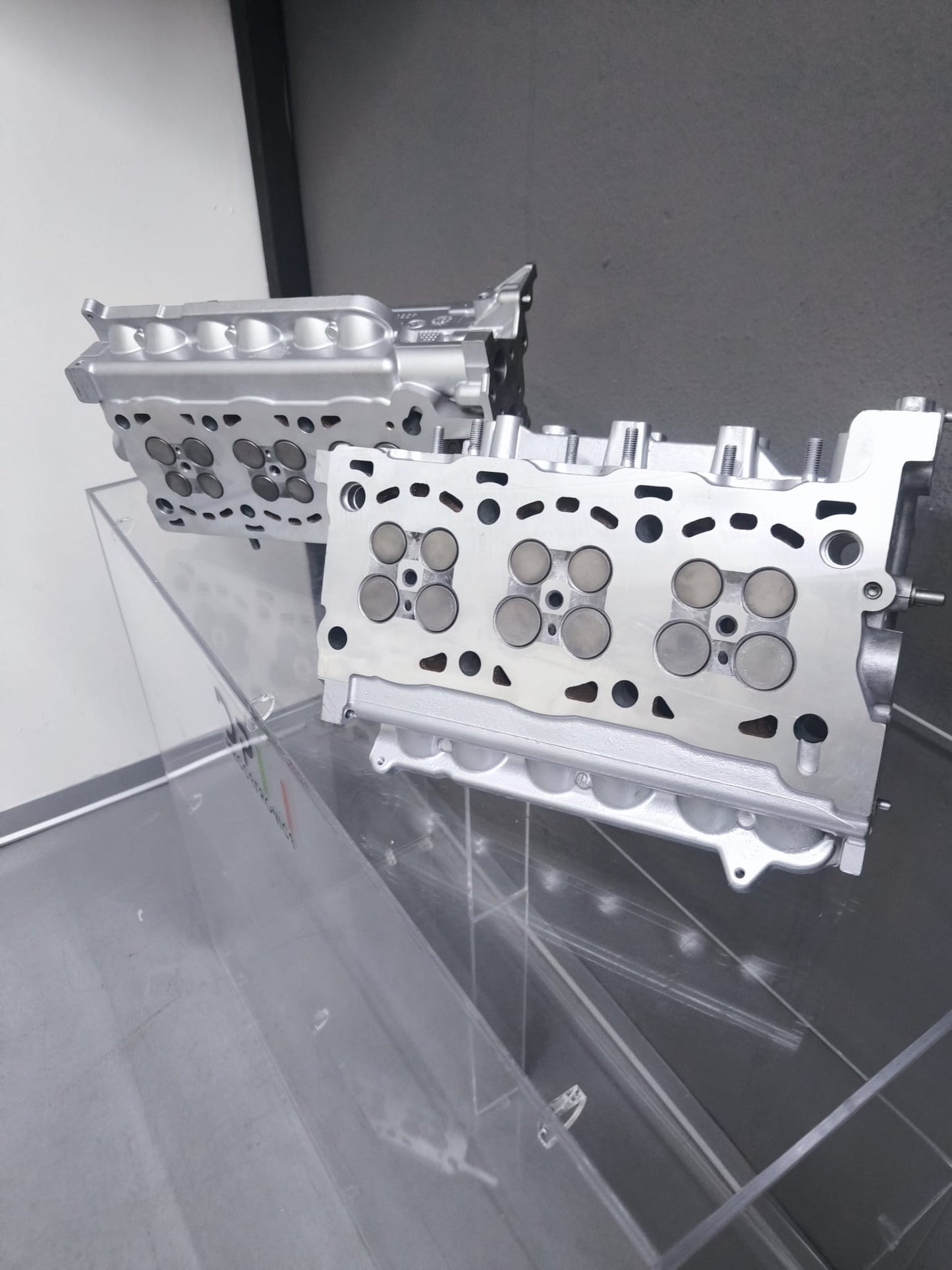 2 Testate complete con molle e valvole Rigenerate Revisionate Rinforzate Maserati Jeep Lancia thema ghibli levante 3.0Diesel m157 m161 vm44 vm24 vm63 vmla2